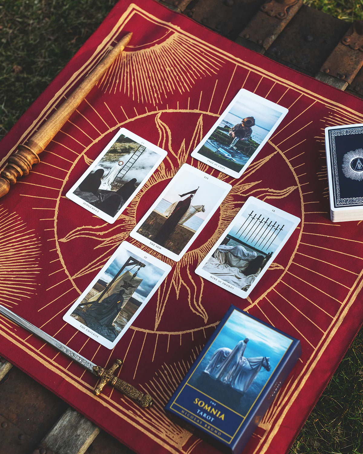 Somnia Tarot Cloth (The Sun)