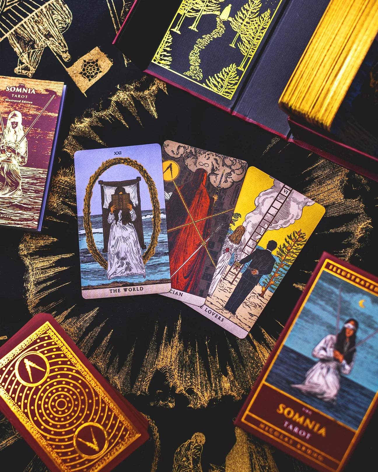 Somnia Tarot (Illustrated Edition) - NO PLASTIC WRAP