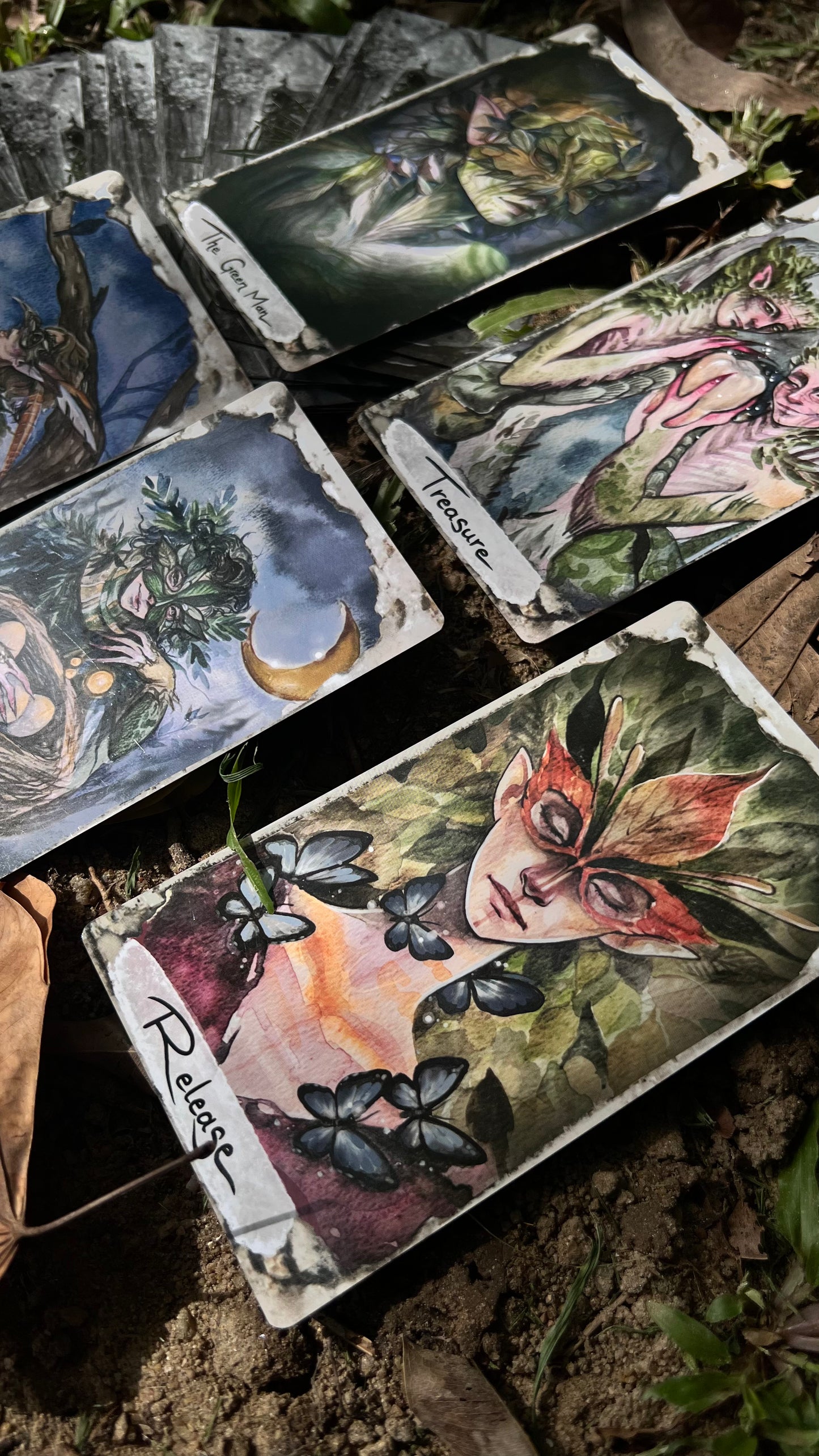 The Oracle of Shifting Shadow Deck